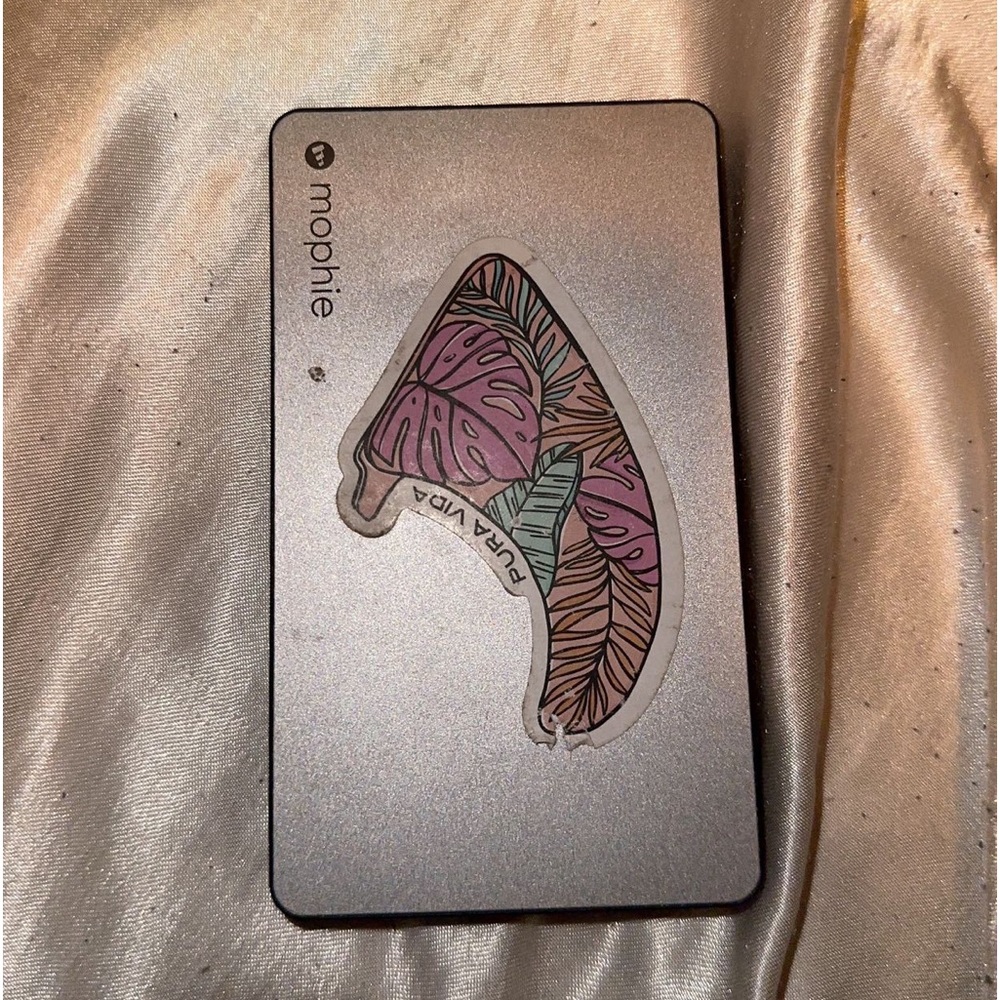 Mophie portable charger